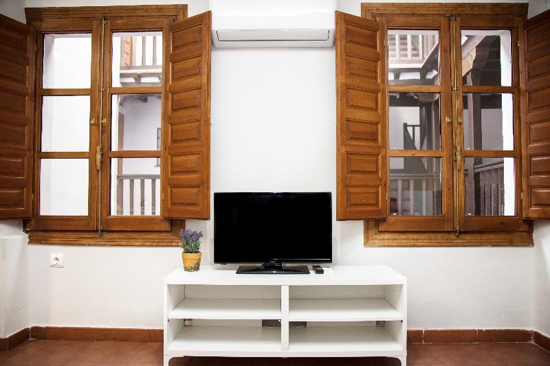 Apartamentos Nahira Suites 3000 Granada Luaran gambar