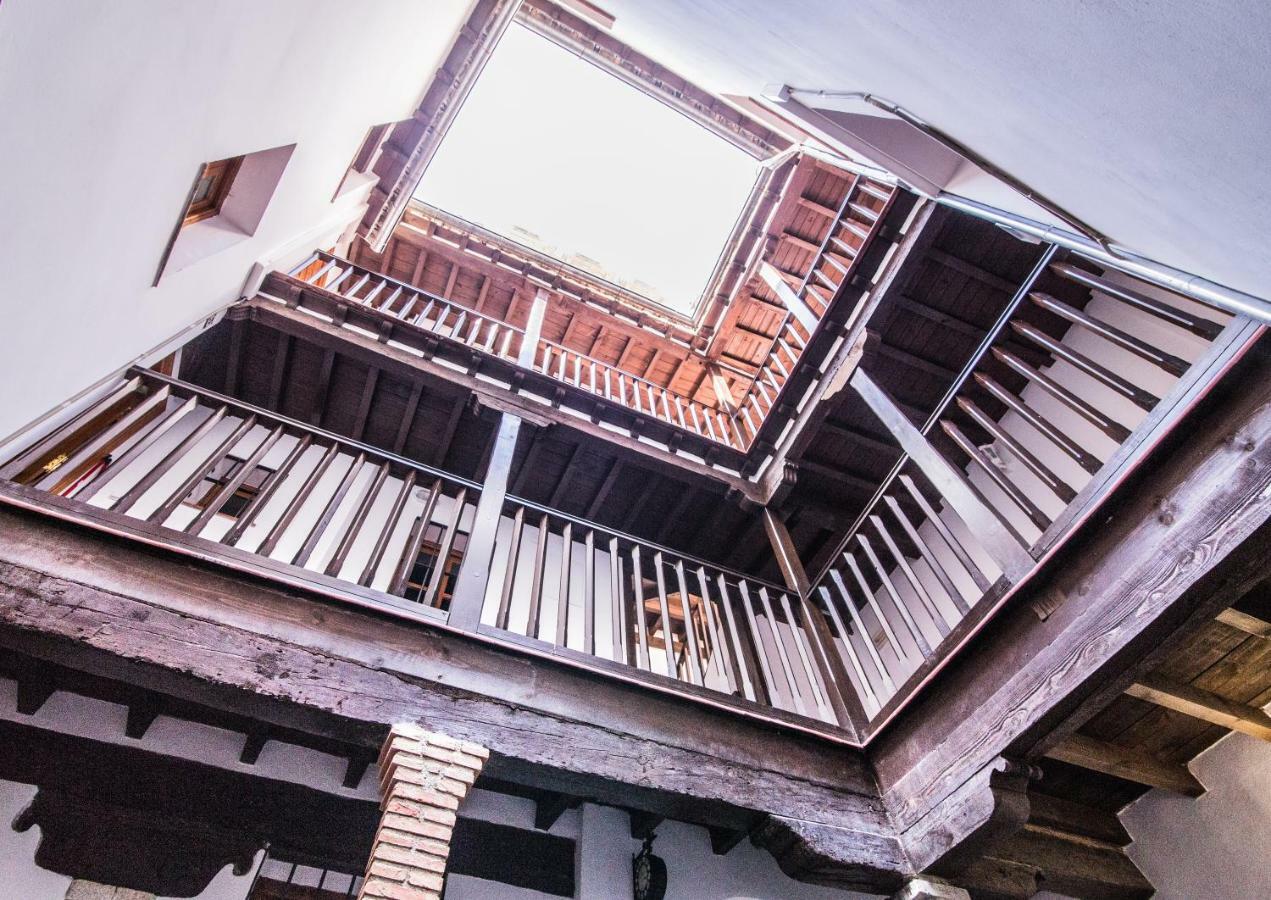 Apartamentos Nahira Suites 3000 Granada Luaran gambar